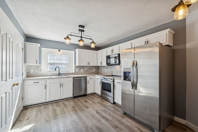 306 Arapaho Dr, Murfreesboro, TN 37128