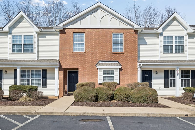 306 Arapaho Dr, Murfreesboro, TN 37128