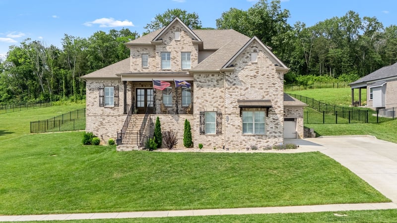 7076 Big Oak Ln, Nolensville, TN 37135