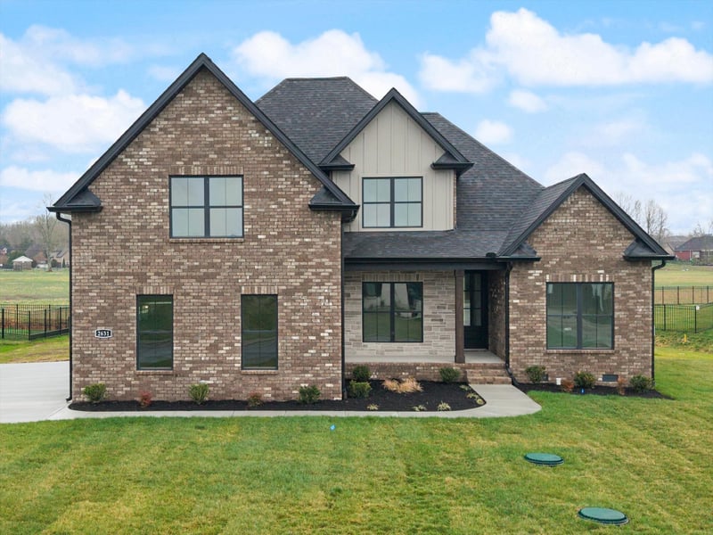 2631 Holly Springs Dr, Murfreesboro, TN 37128