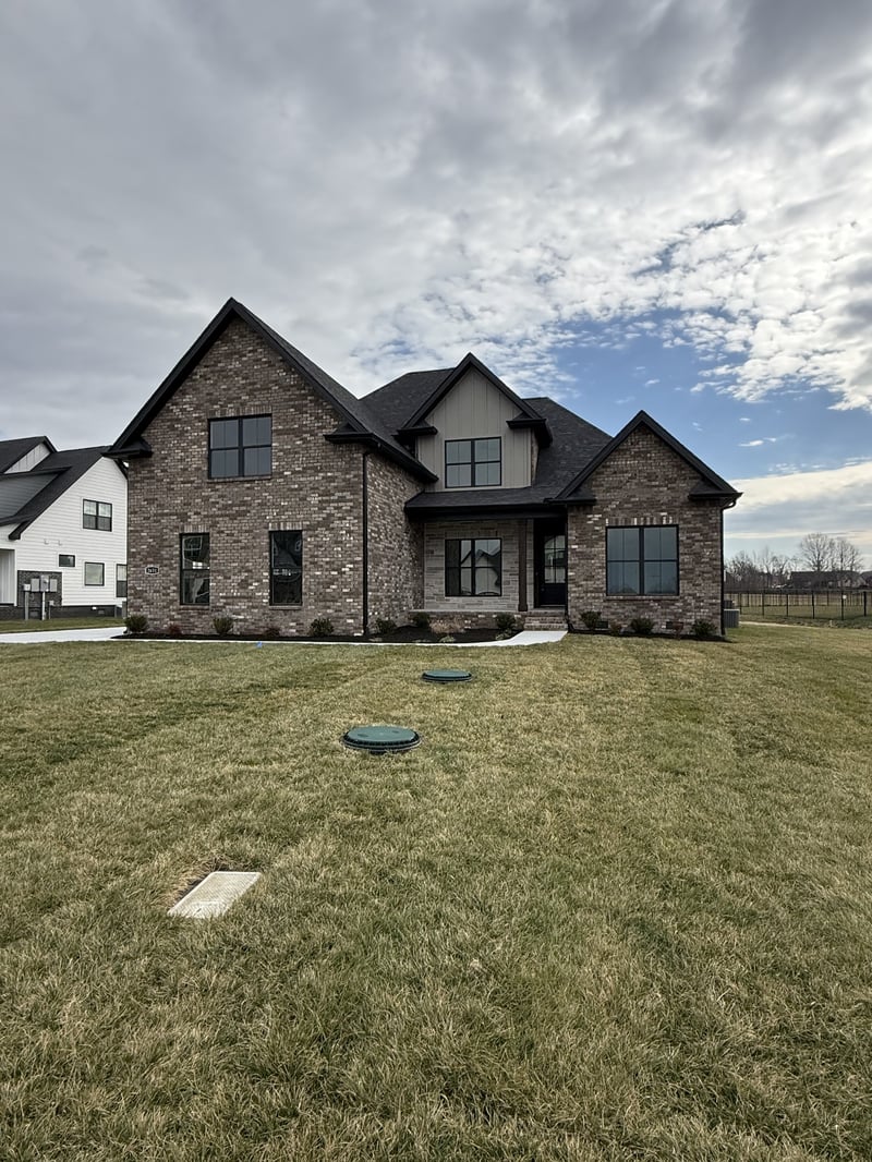 2631 Holly Springs Dr, Murfreesboro, TN 37128