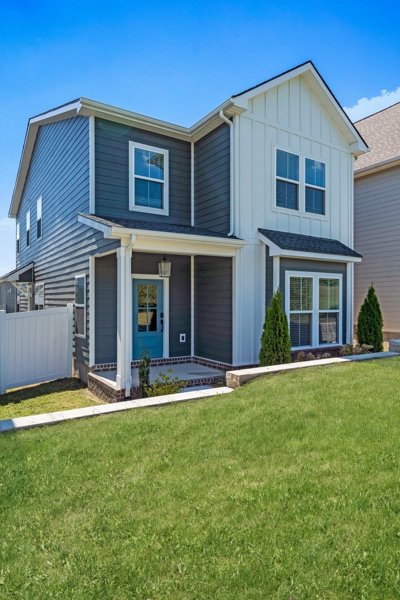 304 Jasmine Pk, Hermitage, TN 37076