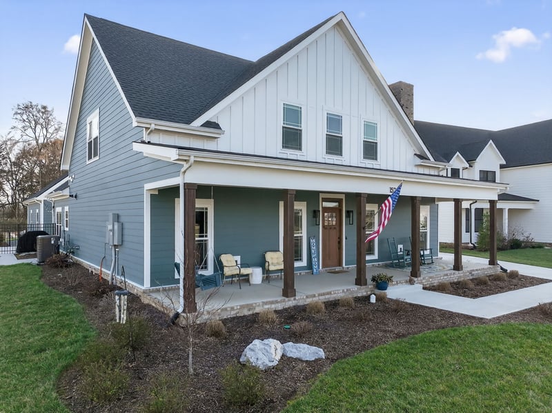 1526 Shalom St, Murfreesboro, TN 37128