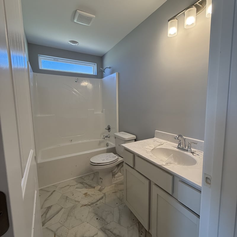 1143 Bluecreek Cir, Murfreesboro, TN 37129