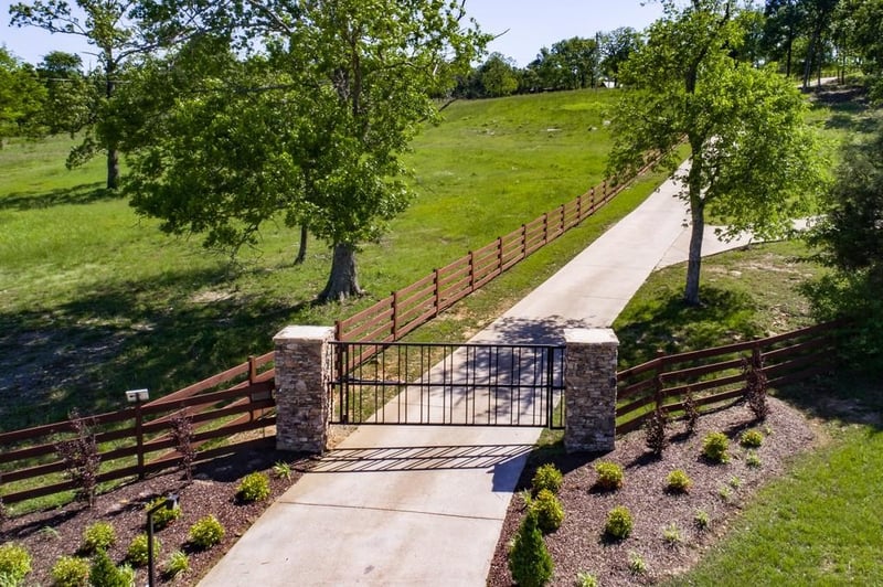 7588 John Bragg Hwy, Murfreesboro, TN 37127