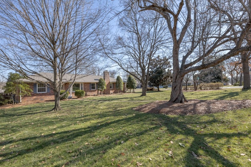 5132 Overton Rd, Nashville, TN 37220