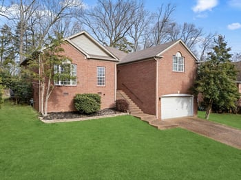 5137 Bay Overlook Dr, Hermitage, TN 37076