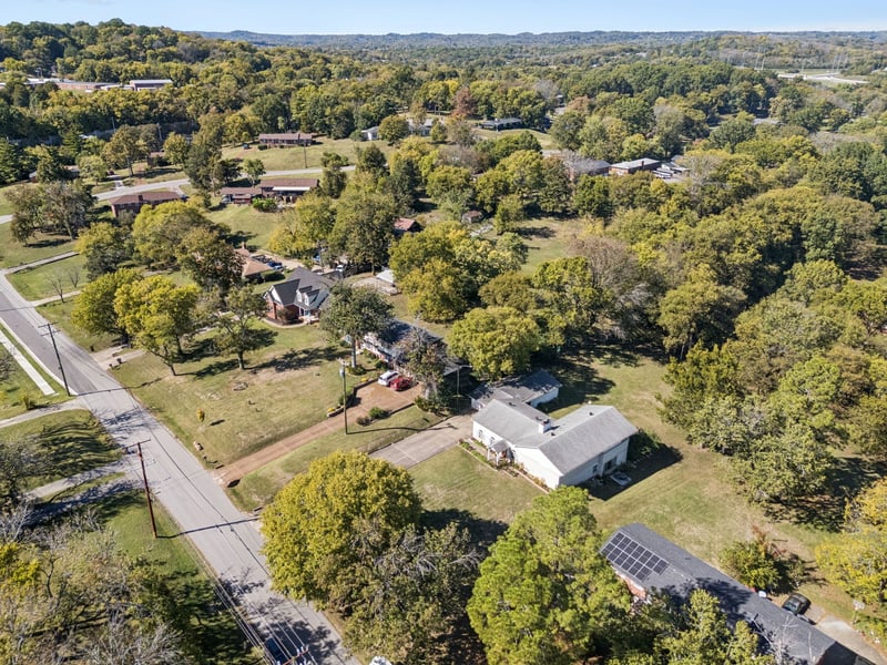 1010 Chadwell Dr, Madison, TN 37115