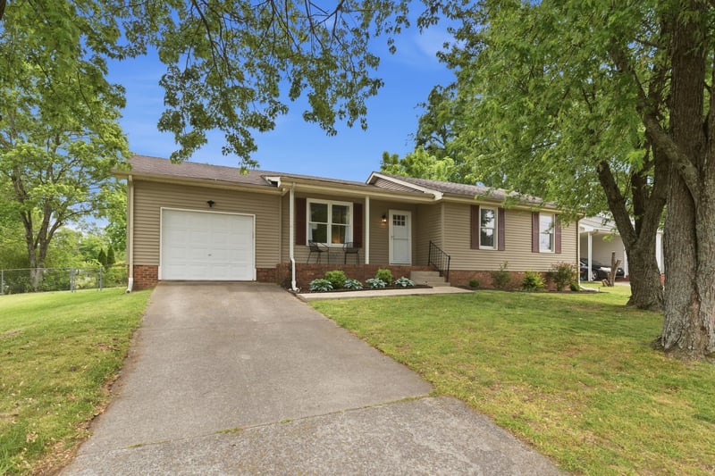 901 Preston Ct, Antioch, TN 37013