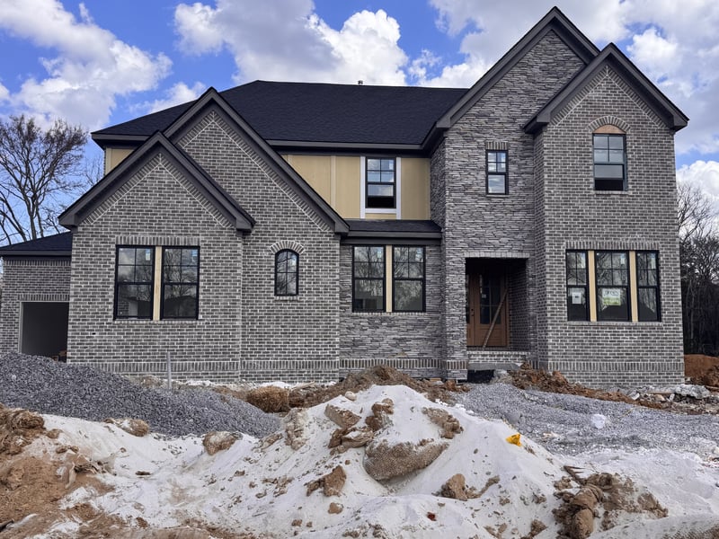 5924 Luke Ct, Arrington, TN 37014