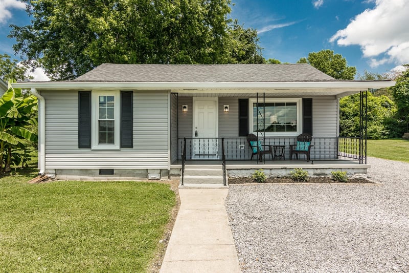 213 21st Ave, Springfield, TN 37172