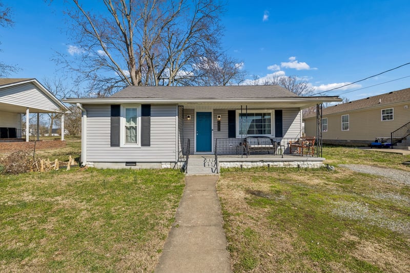213 21st Ave, Springfield, TN 37172