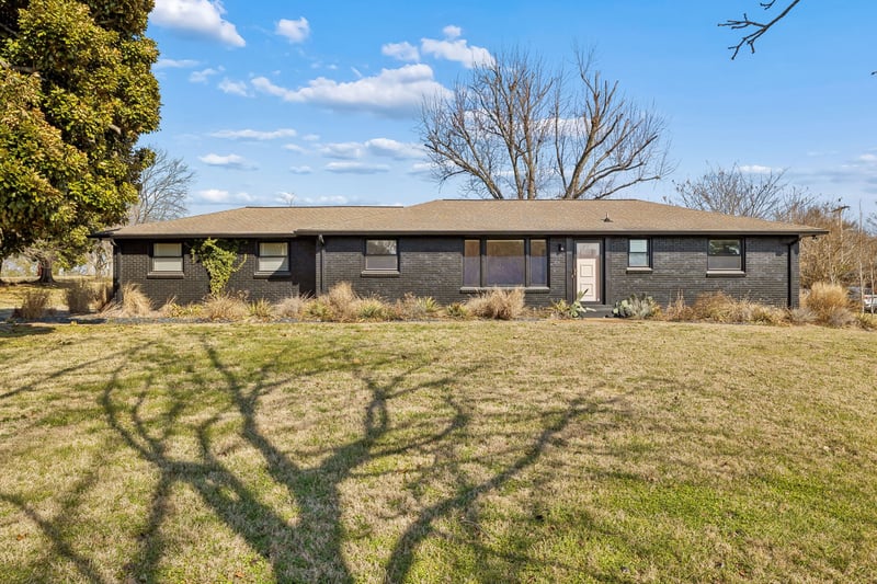 659 Devon Dr, Nashville, TN 37220