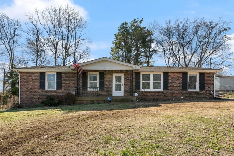 208 Bass Dr, Mount Juliet, TN 37122
