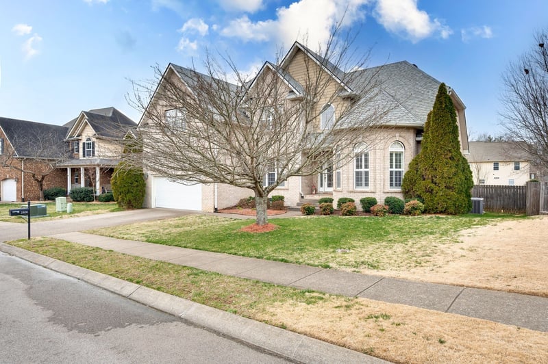 2508 Tisdale Dr, Thompsons Station, TN 37179