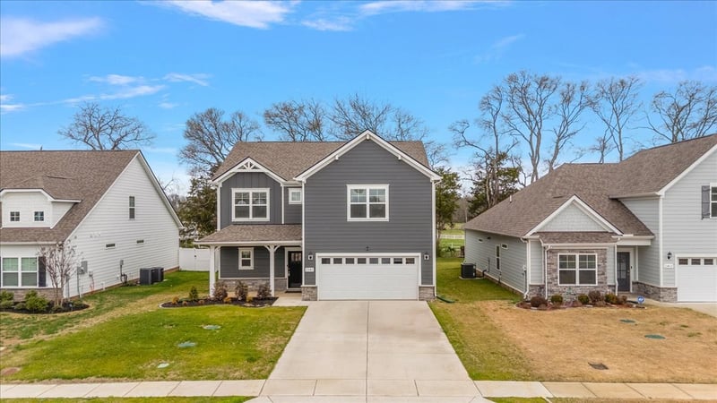 2341 Fig Dr, Murfreesboro, TN 37127