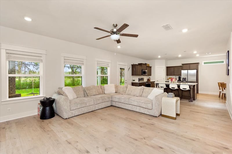 2341 Fig Dr, Murfreesboro, TN 37127