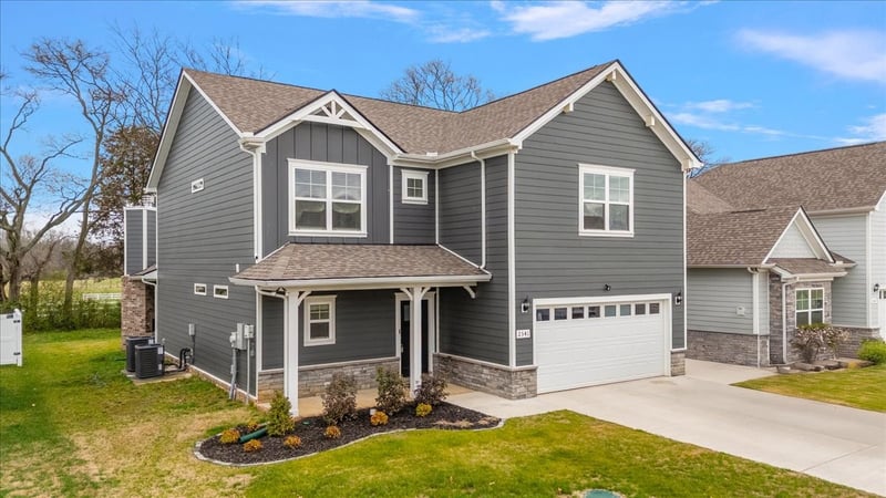 2341 Fig Dr, Murfreesboro, TN 37127