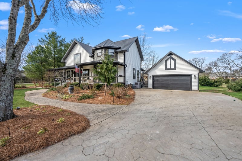 2696 Barfield Rd, Murfreesboro, TN 37128