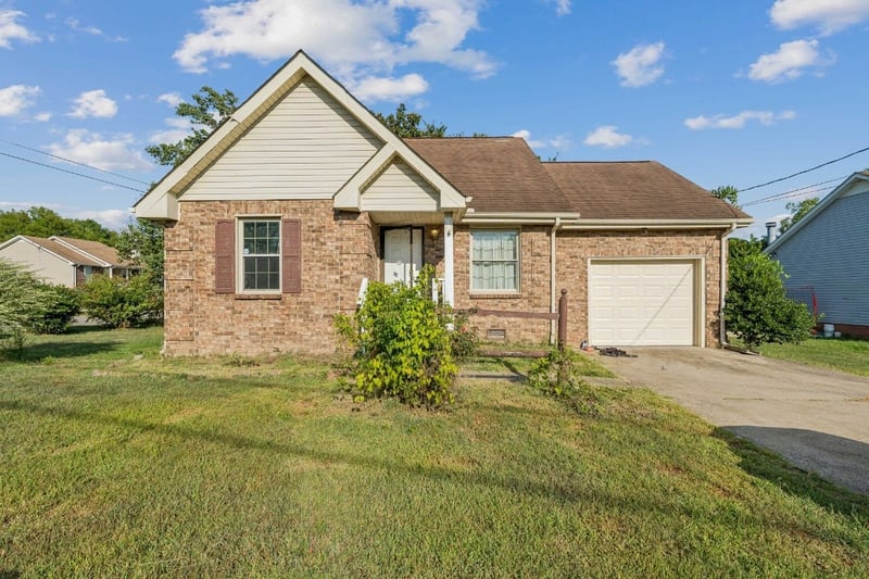 1544 Heritage View Blvd, Madison, TN 37115