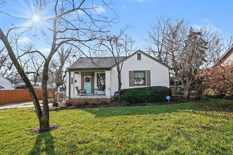 908 Broadmoor Dr, Nashville, TN 37216