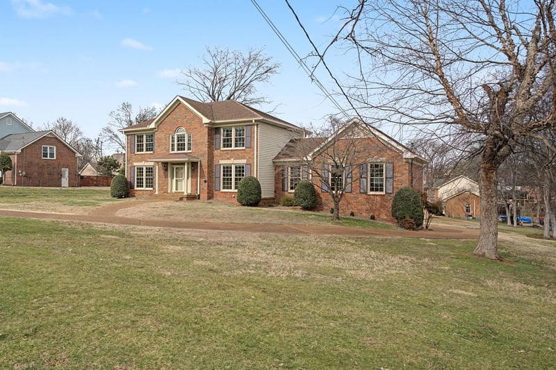 658 Cumberland Hills Dr, Hendersonville, TN 37075