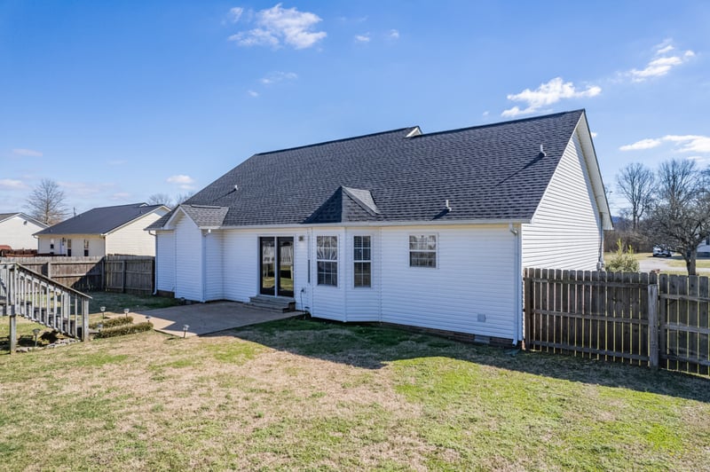 121 Jackson St, Mount Pleasant, TN 38474