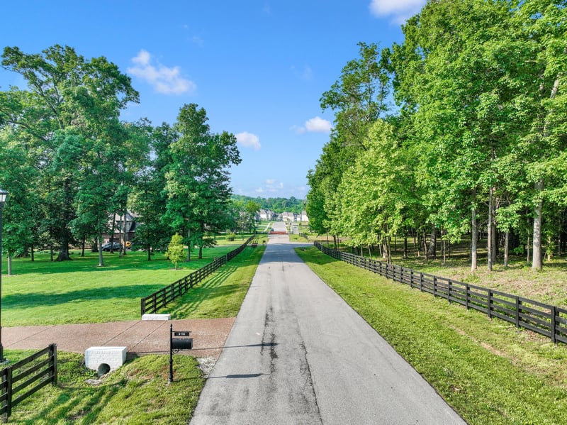 3119 Chase Point Dr, Franklin, TN 37067