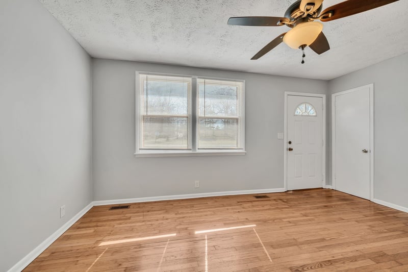 10040 W Green Cemetery Rd, Bon Aqua, TN 37025