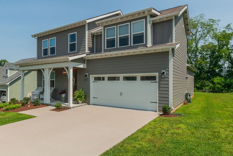 588 Davis Valley Dr, Columbia, TN 38401