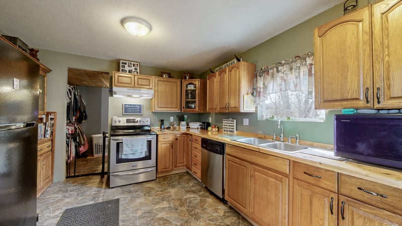 745 Halltown Rd, Portland, TN 37148