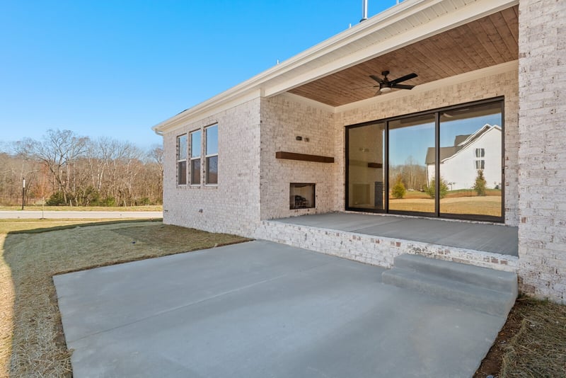 6001 Elliott Ct, Arrington, TN 37014