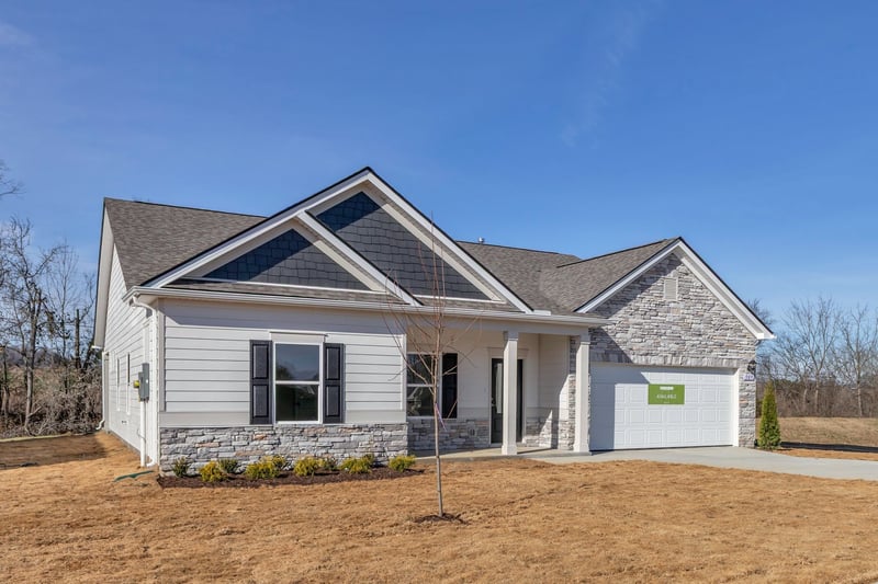 589 Nightengale Ridge Dr, Columbia, TN 38401