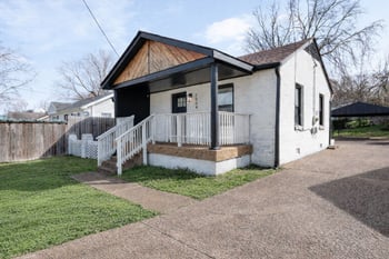 2004 Salem Mason Dr, Nashville, TN 37208