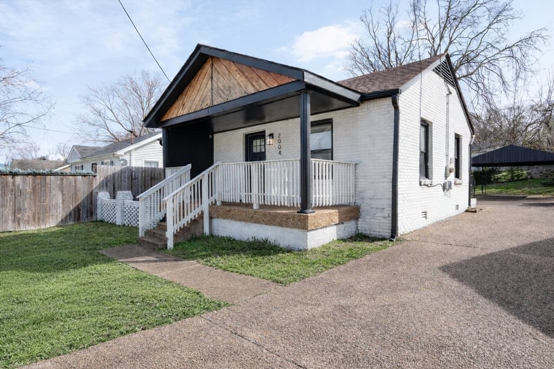 2004 Salem Mason Dr, Nashville, TN 37208