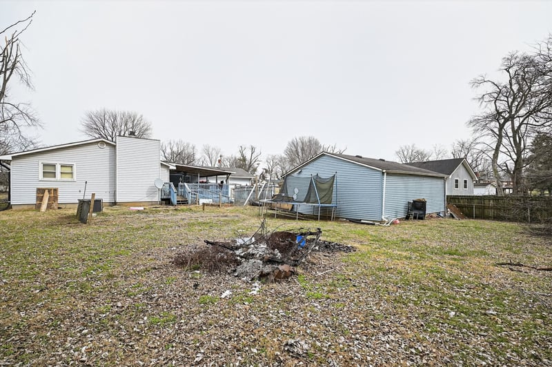 722 Robert Burns Dr, Nashville, TN 37217