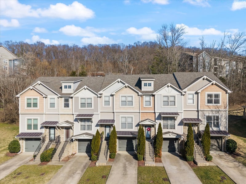 153 Stonecrest Dr, Nashville, TN 37209