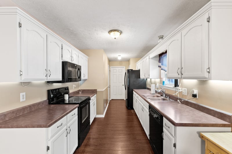 125 Sycamore Dr, White House, TN 37188