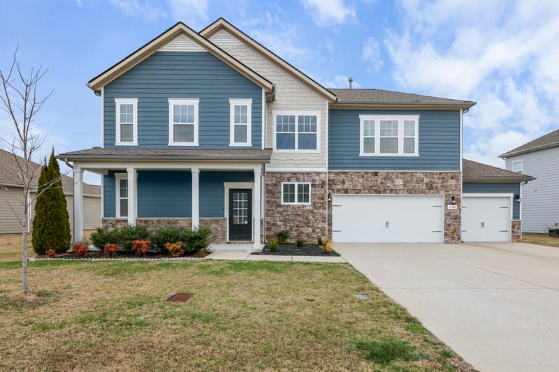 1142 Black Oak Dr, Murfreesboro, TN 37128