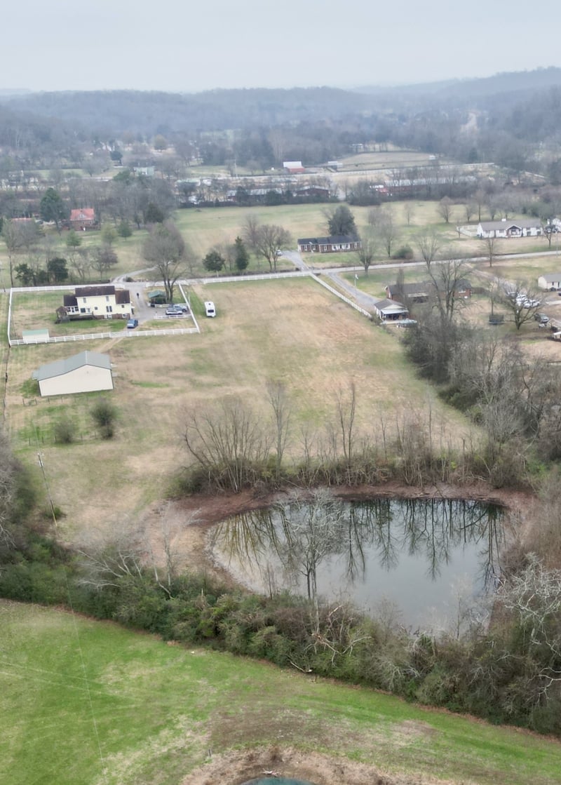 1041 Sandy Valley Rd, Hendersonville, TN 37075