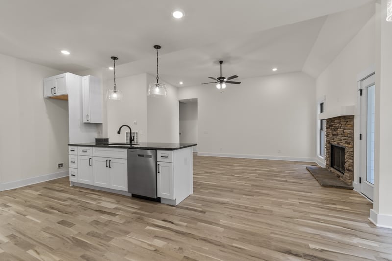 2969 Lights Chapel Rd, Greenbrier, TN 37073