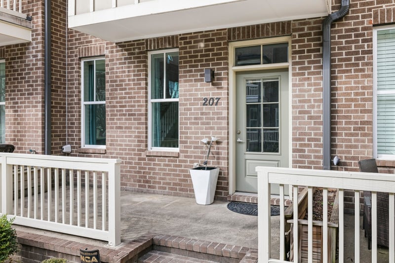 207 Porter Village Cir, Nashville, TN 37206