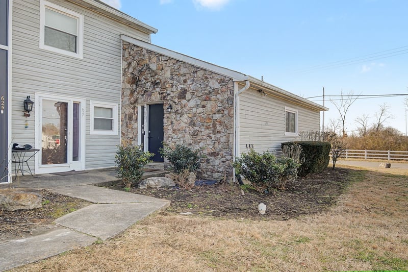 629 Rockwood Dr, Hermitage, TN 37076