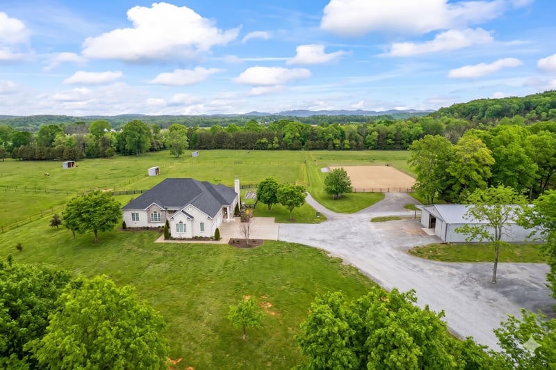 351 Barlow Ln, Lascassas, TN 37085