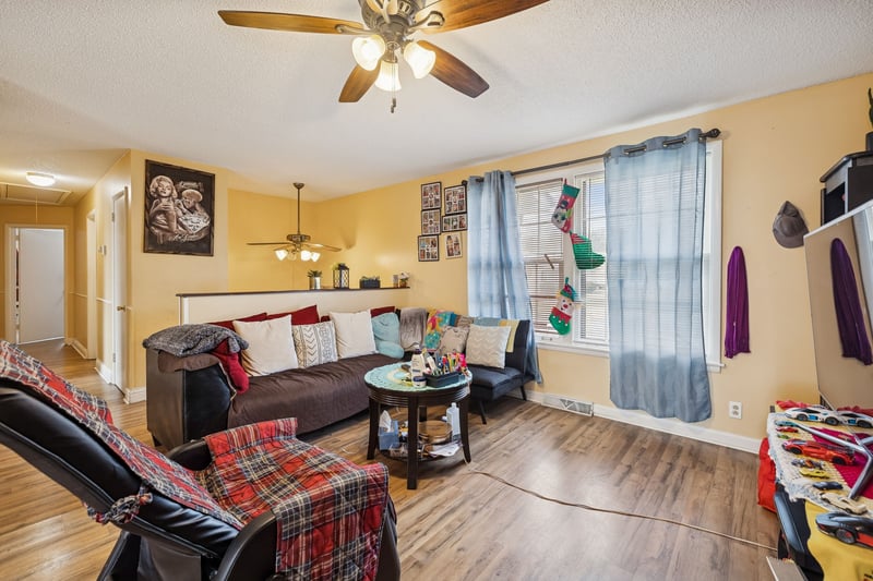 512 Rural Hill Rd, Nashville, TN 37217