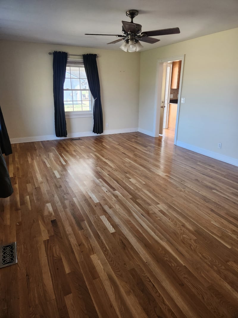 1353 Highway 70 , Kingston Springs, TN 37082