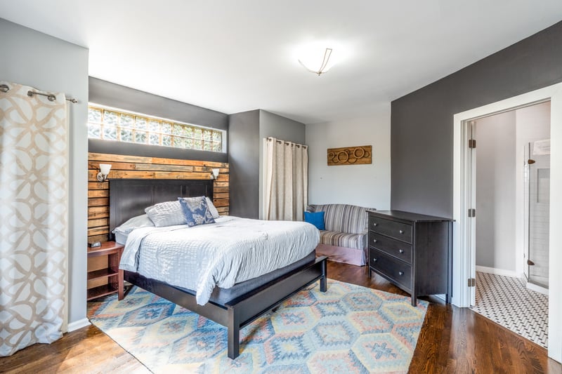 2104 Cliff Dr, Nashville, TN 37218