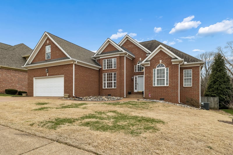 6708 Christiansted Ln, Nashville, TN 37211