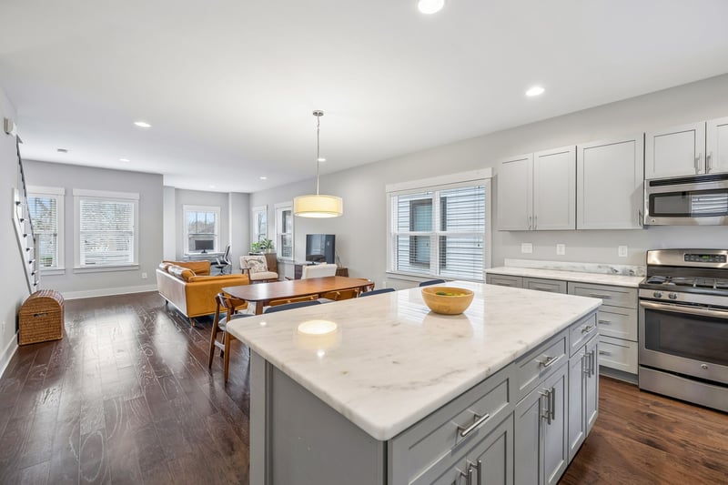 330 54th Ave, Nashville, TN 37209