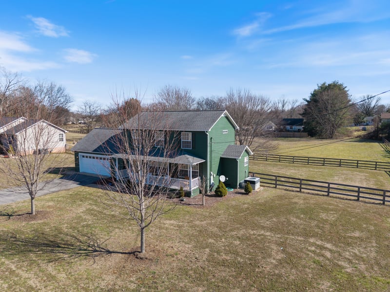 439 White Oak Trl, Spring Hill, TN 37174
